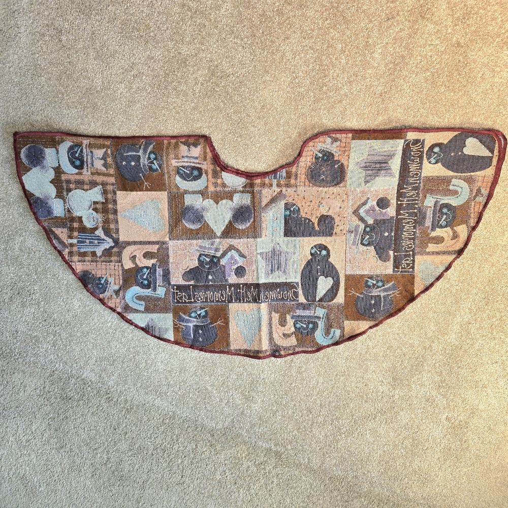 2001 Tapestry Christmas Tree Skirt, Rustic Snowman Birdhouse 50" EVC Mohawk Home - Picture 5 of 5
